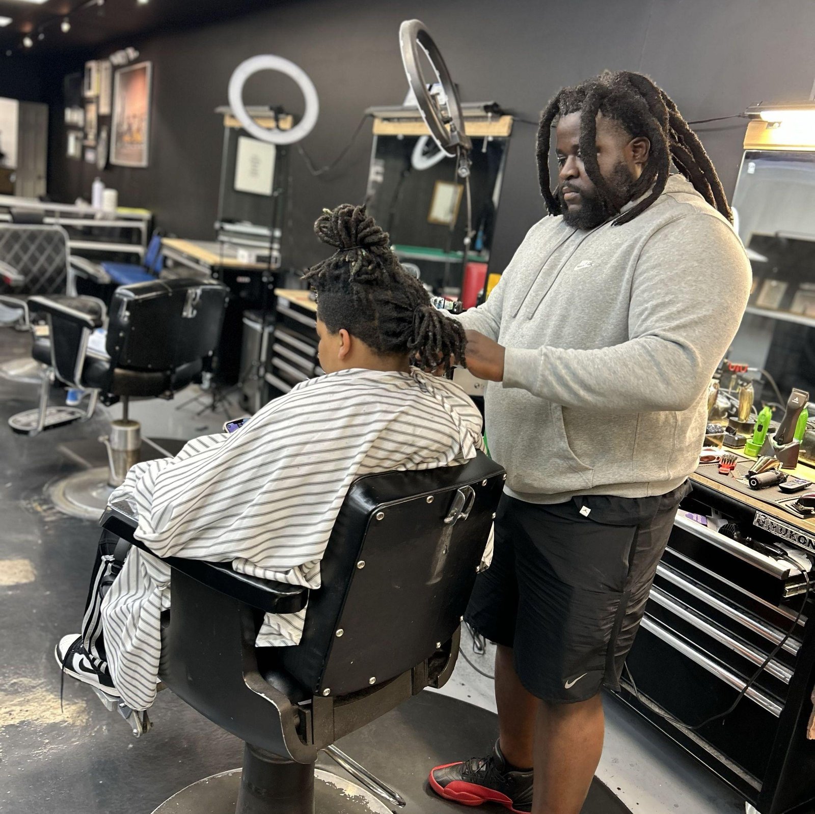 Biggie Chiz Barbers  Obehi Avenue 2nd Ugbor