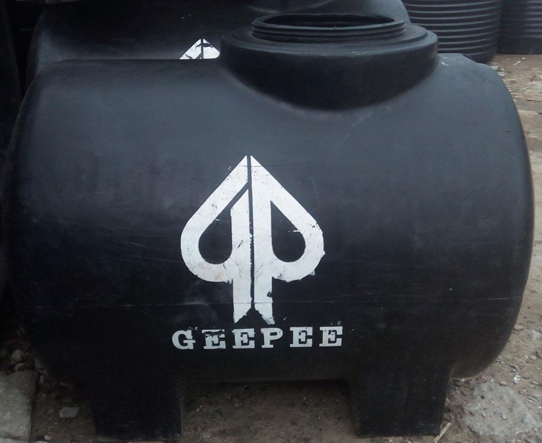 1500-Liters-Tanker-Shape-Horizontal-Tank.html”>1500 Liters Tanker Shape Horizontal Tank