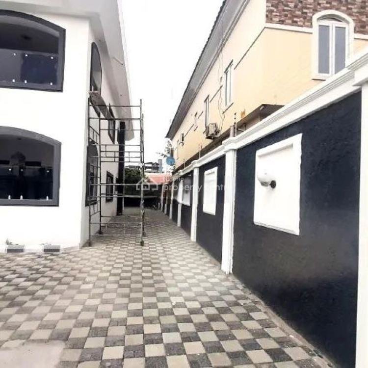 1B Alhaji Hussein Sunmonu Street, Lekki Phase 1, Lagos, Nigeria