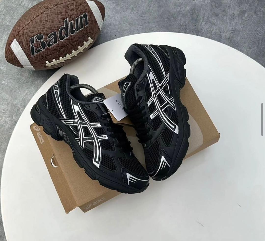 ASICS GEL-1130 Sneakers
