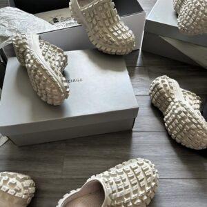Balenciaga Men’s Bouncer Clogs – Beige Rubber