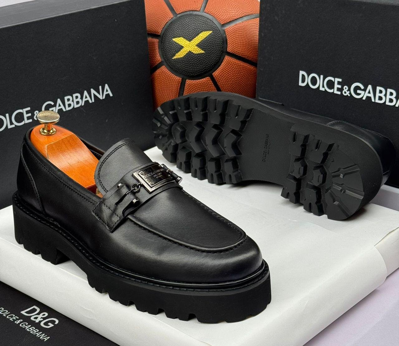 Dolce & Gabbana Chunky-Sole Loafers