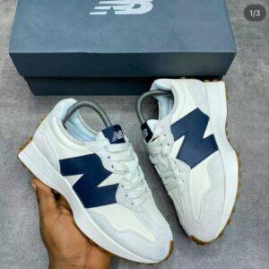 New Balance 327 Sneakers