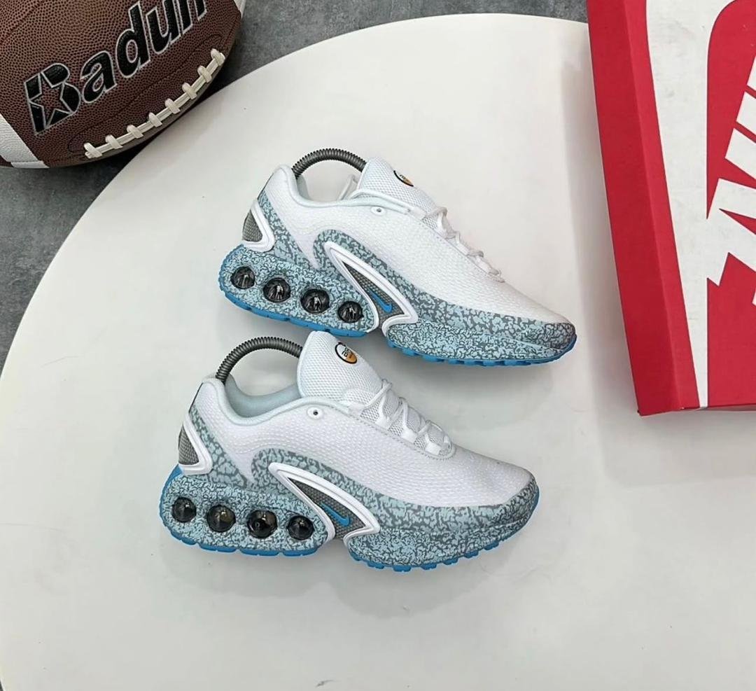 Nike Air Max Sneakers